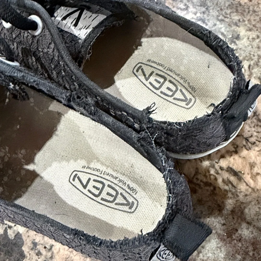 Keen stylish sneakers